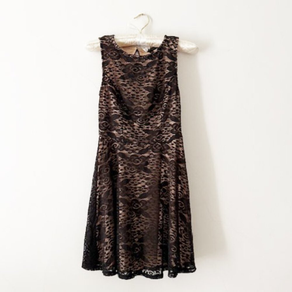 City Triangles Black Lace Overlay Dress — Women's/Juniors XS